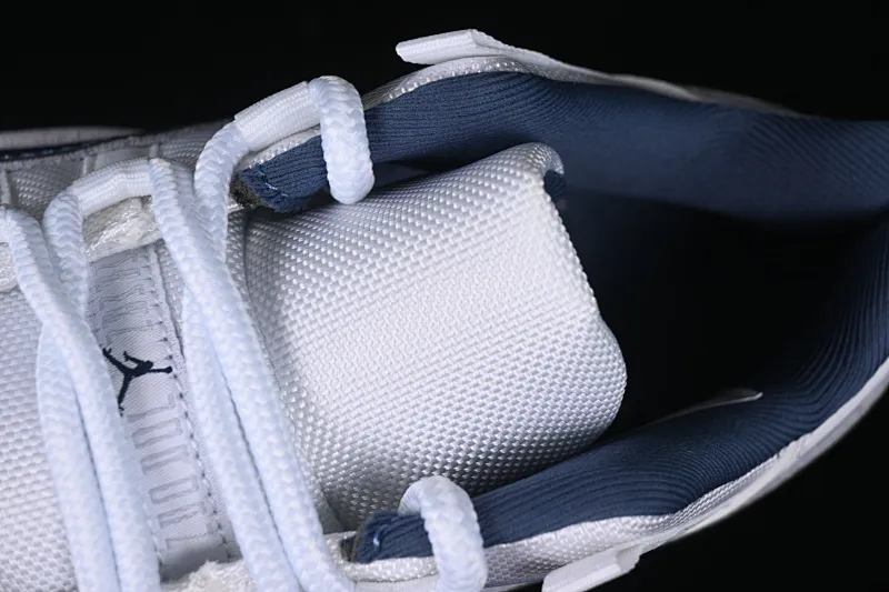 All categories Air Jordan Jordan series basketball shoes Air Jordan 11 Air Jordan 11 Low "Diffused Blue" AJ11 Joe 11 navy blue genuine carbon FV5104-104